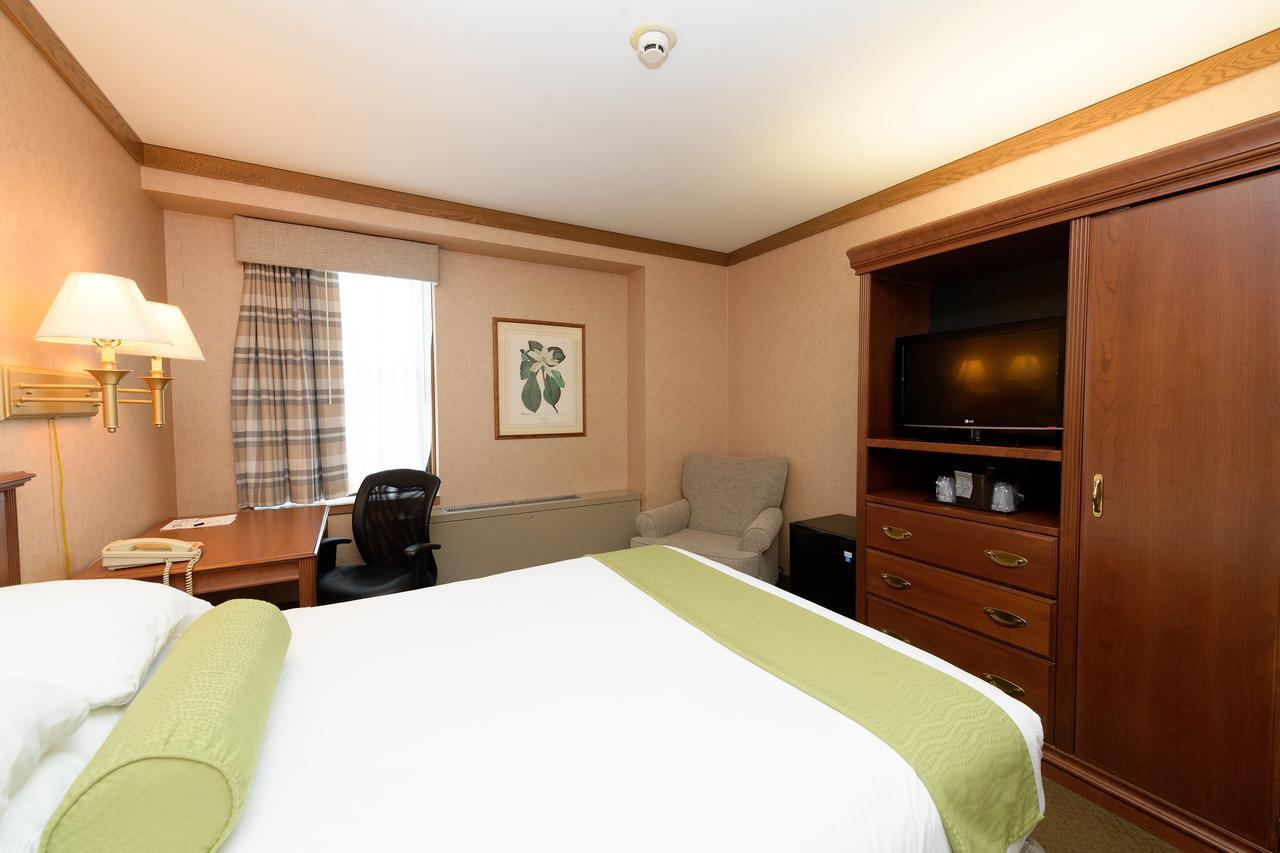 Union Club Hotel Purdue West Lafayette Ngoại thất bức ảnh